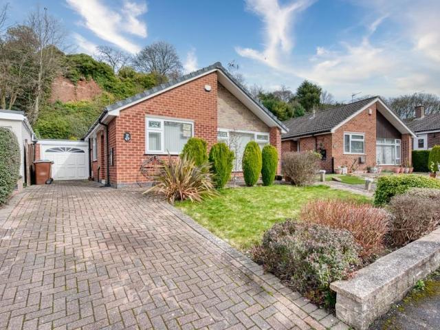 Springwood Gardens, Woodthorpe, Nottingham NG5, 3 bed bungalow to rent, £1,095 pcm | PrimeLocation