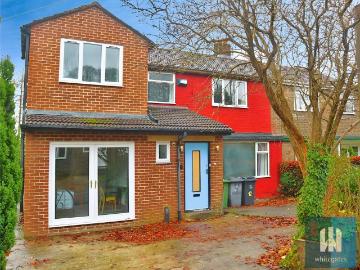 Springwood Hall Gardens, Springwood. 7 bed semi detached house to rent £3,336 pcm £770 pw