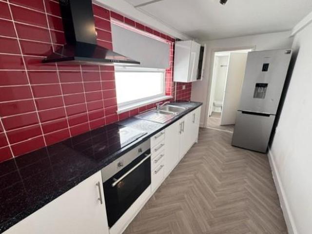 Spring Gardens Place, Cardiff CF24 2 bed house to rent £1,050 pcm £242 pw