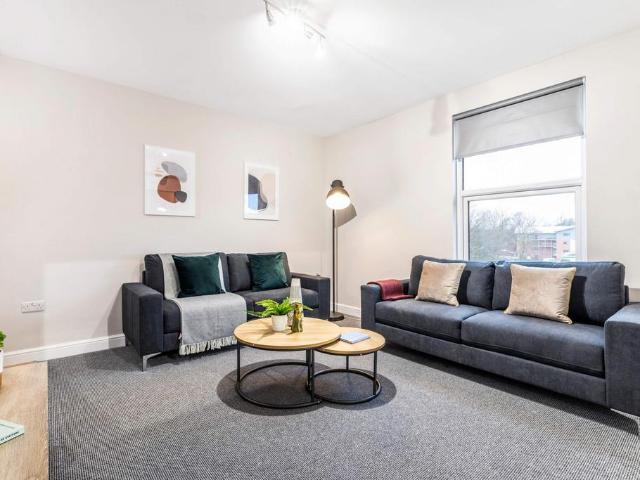 Spring Grove Walk, Leeds LS6 6 bed house to rent £3,640 pcm £840 pw