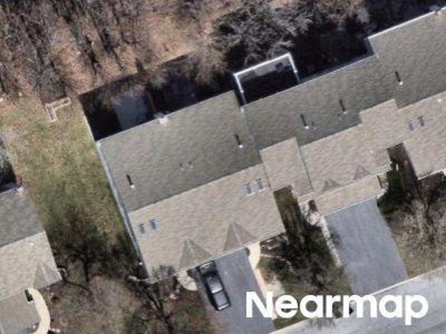 Spring Knoll Dr
