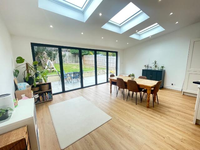 Spring Lane, Hemel Hempstead HP1, 3 bed property to rent, £2,300 pcm | PrimeLocation