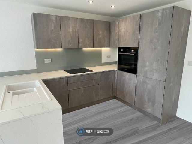 Spring Meadows, Leeds BD11, 4 bed end terrace house to rent, £1,750 pcm | PrimeLocation