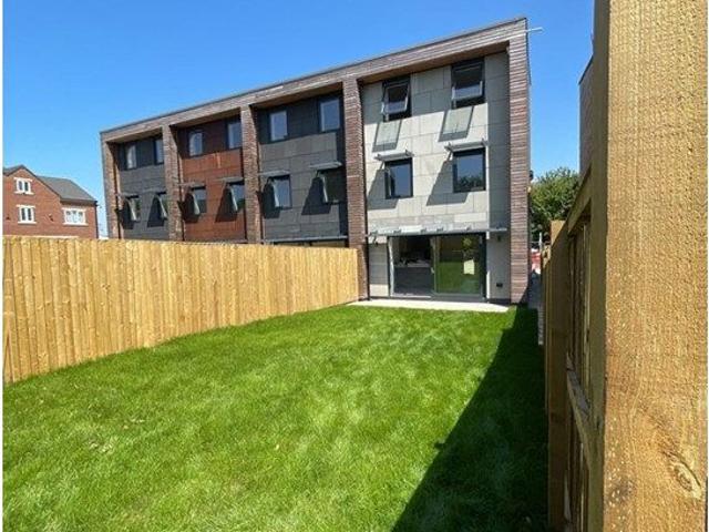 Spring Meadows, Leeds BD11, 4 bed semi detached house to rent, £1,850 pcm | PrimeLocation