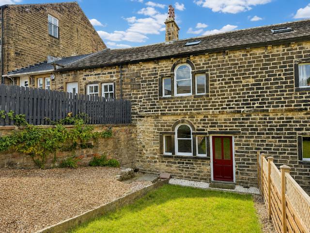 Spring Mill, Trinity Drive, Wilsden. 3 bed cottage to rent £1,595 pcm £368 pw