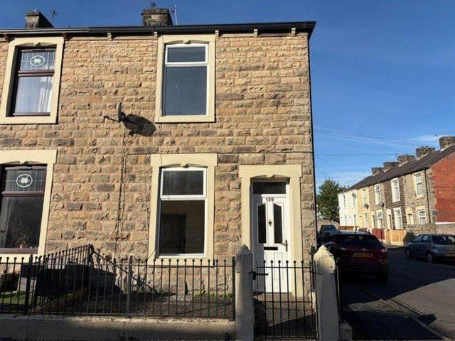 Spring Street, Rishton, Lancashire 2 bed terraced house to rent £700 pcm £162 pw
