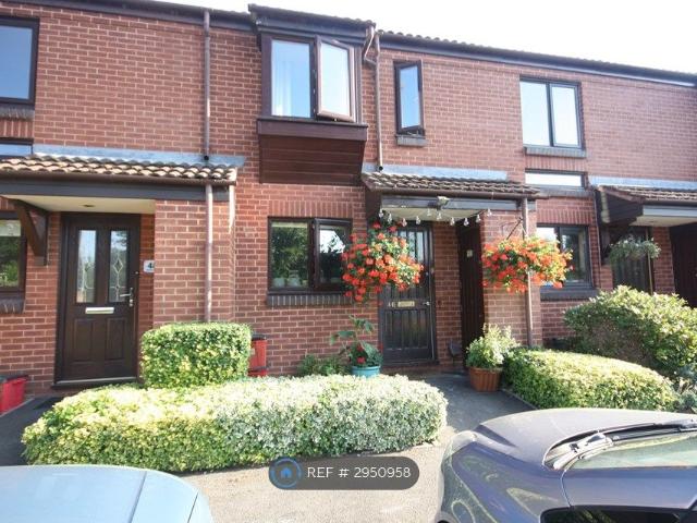 Spring Pool, Warwick CV34, 2 bed terraced house to rent, £1,200 pcm | PrimeLocation