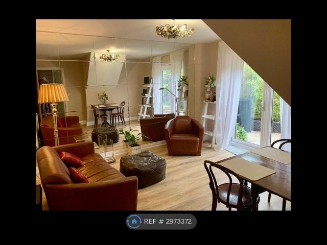 Spring Road, Ipswich IP4, 1 bed terraced house to rent, £2,000 pcm | PrimeLocation