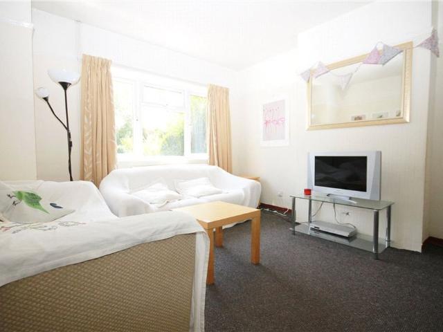 Spring Rise, Egham, Surrey, TW20 9PP