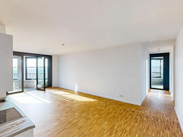 SPRING TOWER: Exklusives 3 Zimmer Penthouse mit zwei Loggien und Luxus Feeling