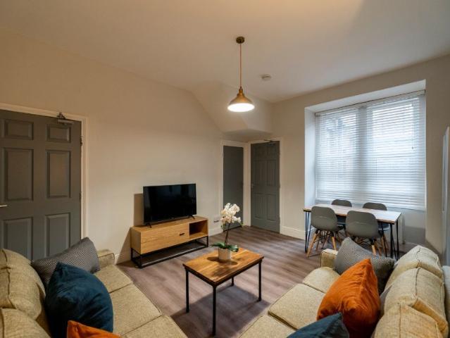 Springbank Road, Newcastle NE2, 7 bed terraced house to rent, £719 pppm | PrimeLocation