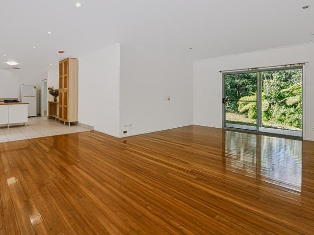 Springbrook Cottage Surrounded by Rainforest