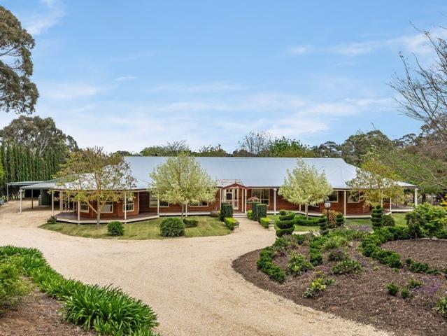 SPRINGBRAE | Exquisite English Charm on 3.25 Hidden Estate Acres