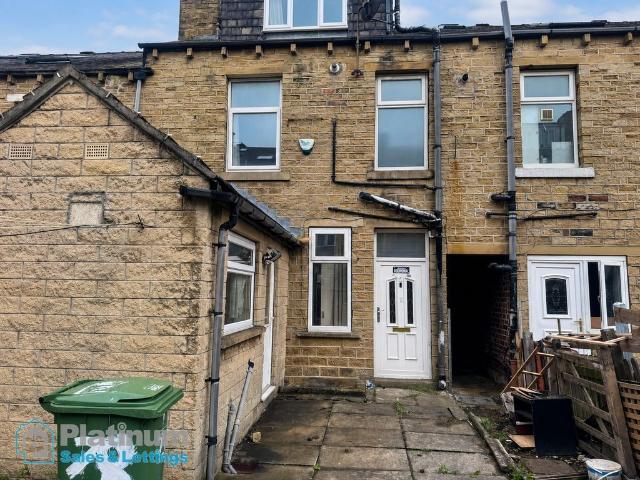 Springdale Street, Huddersfield HD1, 2 bed terraced house to rent, £750 pcm | PrimeLocation