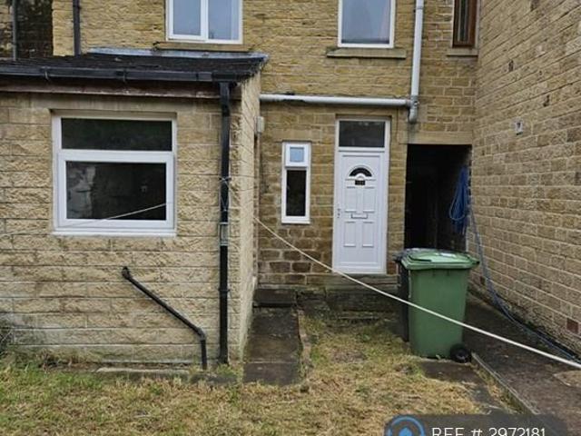 Springdale Street, Huddersfield, HD1 3 bed terraced house to rent £650 pcm £150 pw