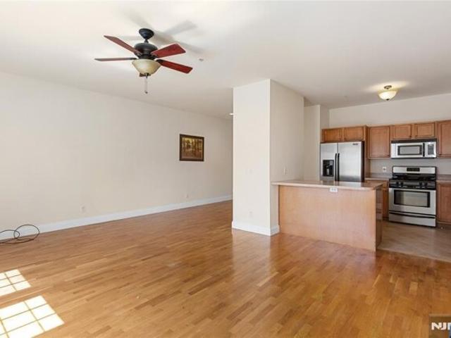 Springfield Ave Unit,maplewood, Condo For Sale