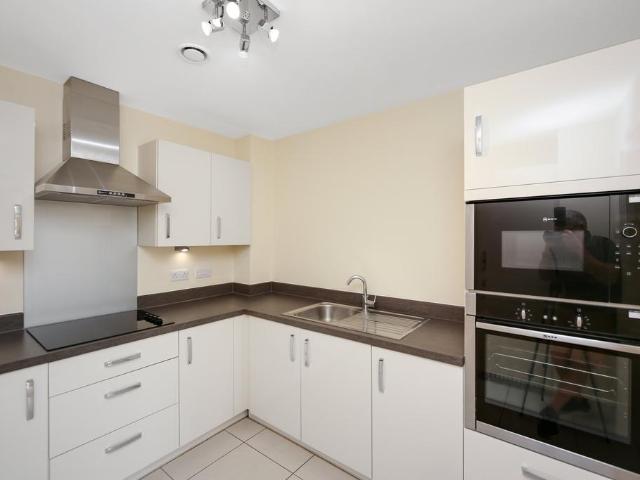 Springfield Close. 1 bed retirement property to rent £3,000 pcm £692 pw