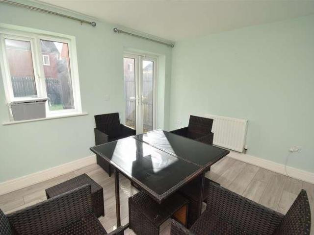 Springfield Drive, Lofthouse, Wakefield, WF3