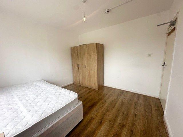 Springfield Mount, Colindale, London NW9, Studio to rent, £1,050 pcm | PrimeLocation