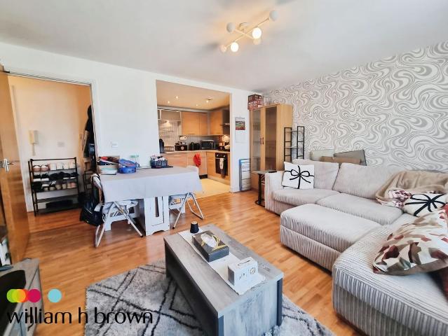 Springfield Road, Chelmsford CM2, 2 bed flat to rent, £1,350 pcm | PrimeLocation