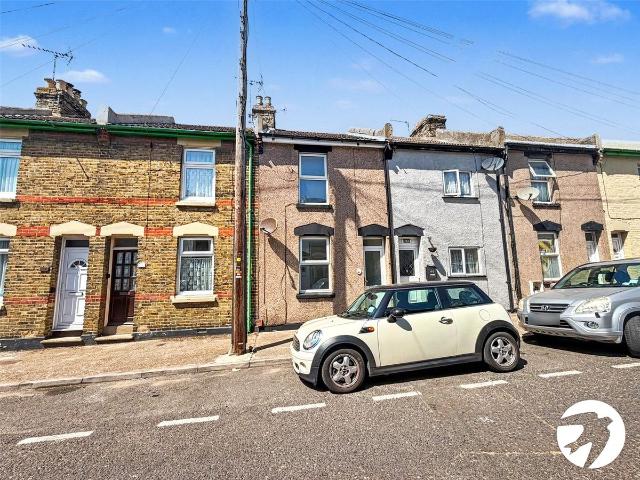 Springfield Road, Gillingham, Kent ME7, 2 bed terraced house to rent, £1,300 pcm | PrimeLocation