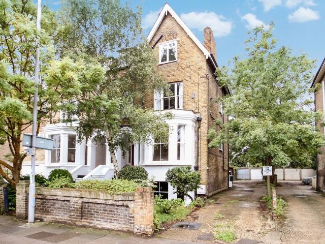 Springfield Road, Kingston Upon Thames, Surrey KT1, 1 bed flat to rent, £1,600 pcm | PrimeLocation