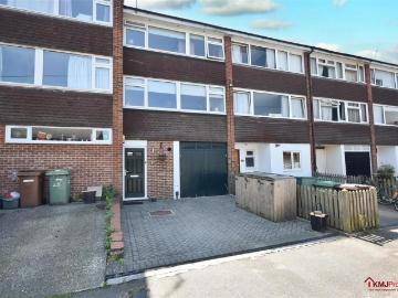 Springfield Road, Tunbridge Wells 4 bed terraced house to rent £2,250 pcm £519 pw