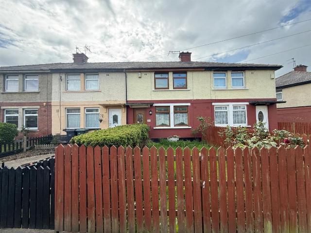 Springfield Street, Bradford BD8, 2 bed terraced house to rent, £900 pcm | PrimeLocation