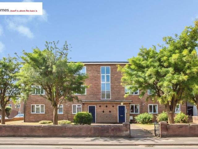 Springhill Close, Shelfield, Walsall WS4, 1 bed flat to rent, £695 pcm | PrimeLocation