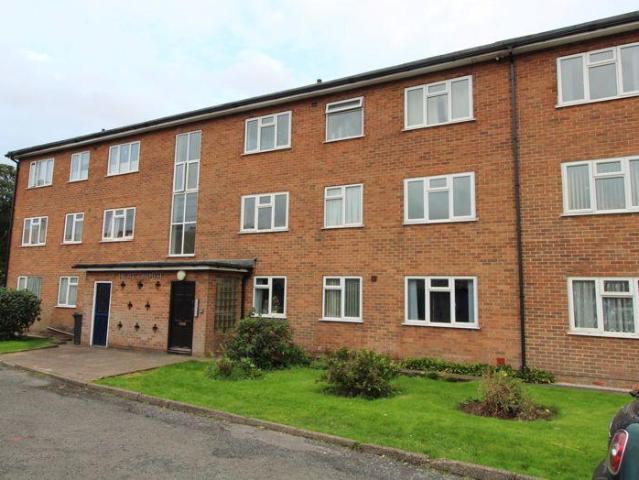 Springhill Close, Walsall 1 bed flat to rent £695 pcm £160 pw
