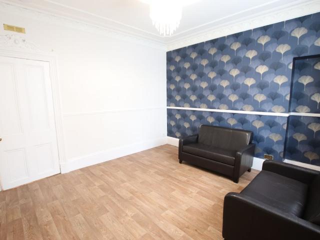 Springhill, Dundee DD4, 1 bed flat to rent, £590 pcm | PrimeLocation