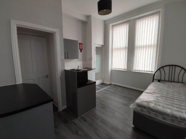 Springholme Terrace, Stockton Studio to rent £320 pcm £74 pw