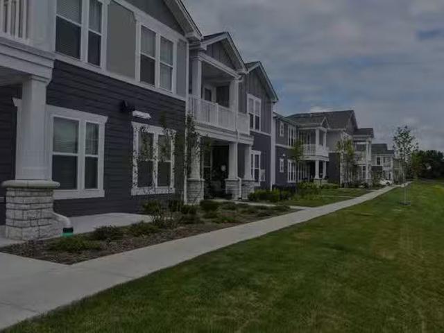 Springs at Orchard Road, 1823 Oak St, North Aurora 2 Bedroom.