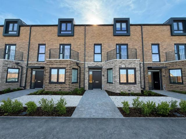 Springstead Village, Cambridge CB1, 4 bed terraced house to rent, £3,450 pcm | PrimeLocation