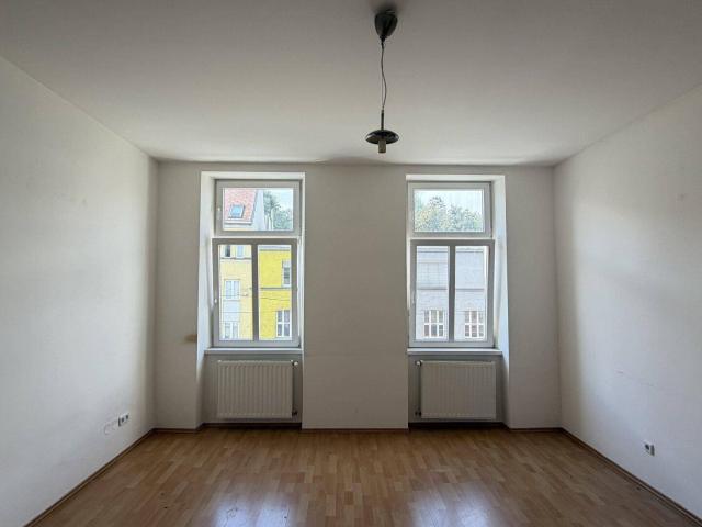 # SQ UNSANIERTE 1 ZIMMER WOHNUNG GEGENÜBER PRIVAT KLINIK DÖBLING U4 U BAHN NÄHE 1190 WIEN