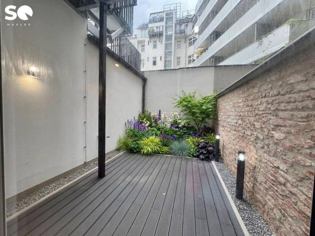 #SQ ERSTBEZUG: 3 ZIMMER ALTBAUWOHNUNG MIT TERRASSE UND GARTEN IN RUHELAGE!