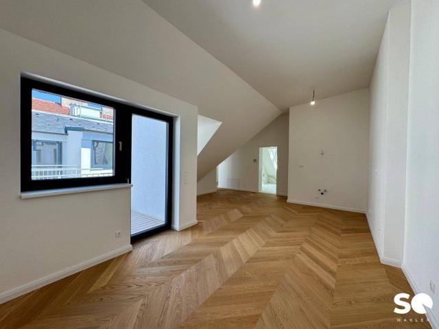 #SQ ERSTBEZUG NÄHE SCHÖNBRUNN! STILVOLLE DACHGESCHOSSWOHNUNG MIT 2 TERRASSEN