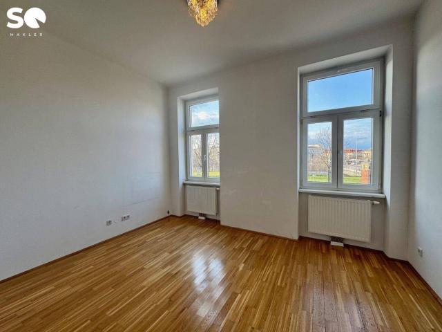 #SQ GUT AUFGETEILTE 3 ZIMMER WOHNUNG MIT BALKON!