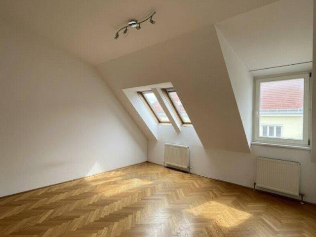# SQ HELLE 2 ZIMMER DACHGESCHOSSWOHNUNG IN ZENTRALER UND RUHIGER LAGE DES 20. BEZIRKS