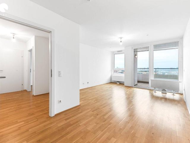 # SQ HOCH33 WOHNEN MIT WEITBLICK IM HÖCHSTGELEGENEN WOHNGEBÄUDE WIENS