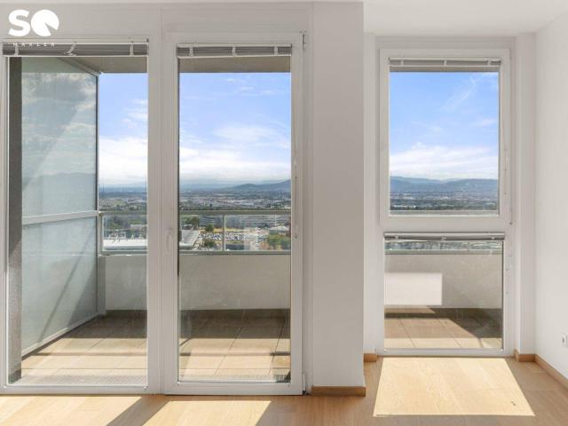 # SQ HOCH33 WOHNEN MIT WEITBLICK IM HÖCHSTGELEGENEN WOHNGEBÄUDE WIENS