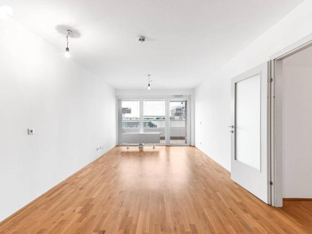 # SQ HOCH33 WOHNEN MIT WEITBLICK IM HÖCHSTGELEGENEN WOHNGEBÄUDE WIENS