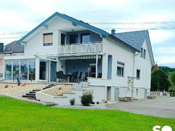 #SQ KEMETEN: TRAUMHAFTES 2 FAMILIENHAUS MIT GARAGEN UND SEHR GROSSEM GARTEN IM ORTSZENTRUM