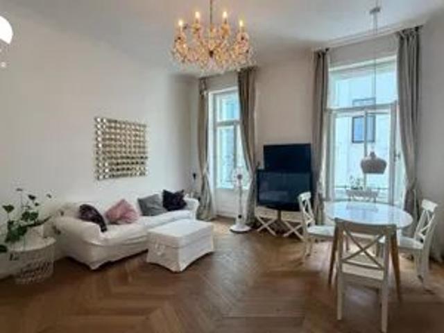 # SQ MÖBILIERTE 3 ZIMMERWOHNUNG IN 1090 WIEN ABSOLUTE RUHELAGE