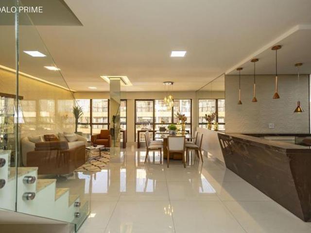 SQNW 108 COBERTURA DE LUXO REFORMADA