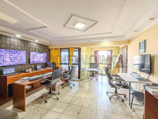 SQSW 101 Ótimo apartamento de 4 quartos Localizado em uma das melhores quadras do Sudoeste