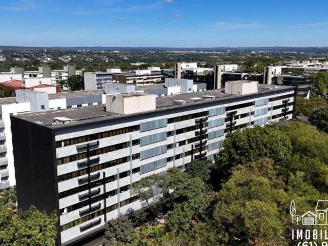 Sqs 211 Sala ENORME, taco, FACHADA REFORMADA, cozinha e banheiro social grandes CUSTO BENEFÍCIO