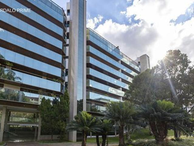 SQS 211 TRIPLEX DE LUXO NO CORAÇÃO DE BRASÍLIA