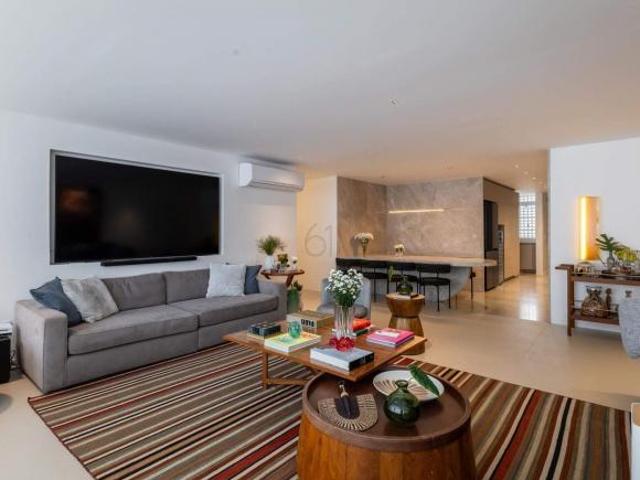 SQS 309 | Nascente | Reformado | 3 Suítes | 2 Vagas Soltas | 228,25 m²