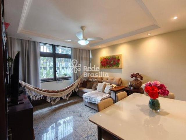 SQS 413 Apartamento 3 Quartos 77m²